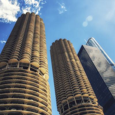 The Marina City Towers Set Along The Chicago River In Downtown Chicago